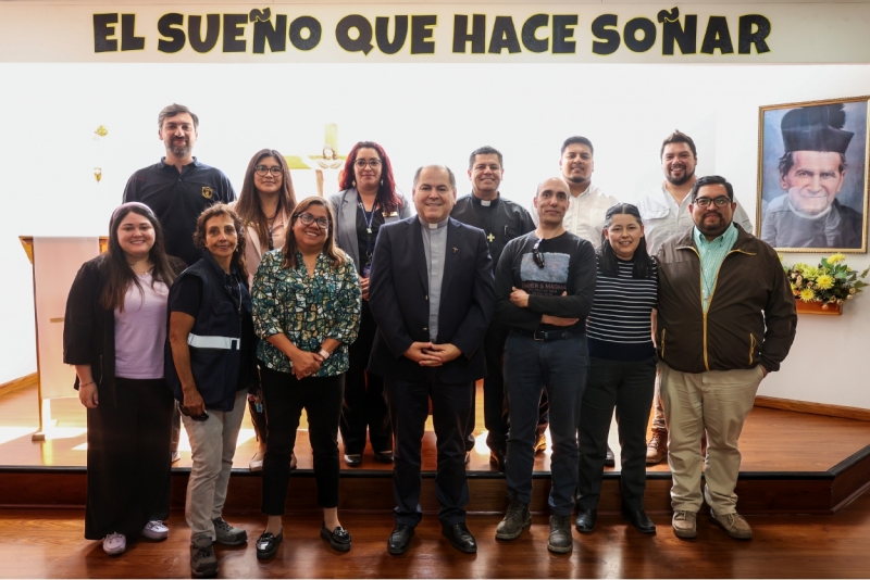 Visita del Padre Provincial de los Salesianos en Chile al Colegio Salesiano Santo Domingo Savio