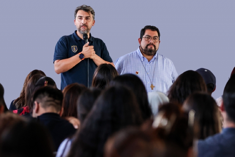 Padre Jos&eacute; Toledo Se Presenta Ante nuestra Comunidad educativa pastoral , Recorre la ampliaci&oacute;n del nuevo proyecto