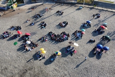 Presencia Salesiana de Tarapacá compartió desayuno en playa de Iquique