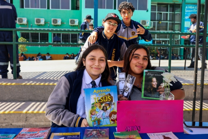 Éxito rotundo en la de Celebración del Día del Libro